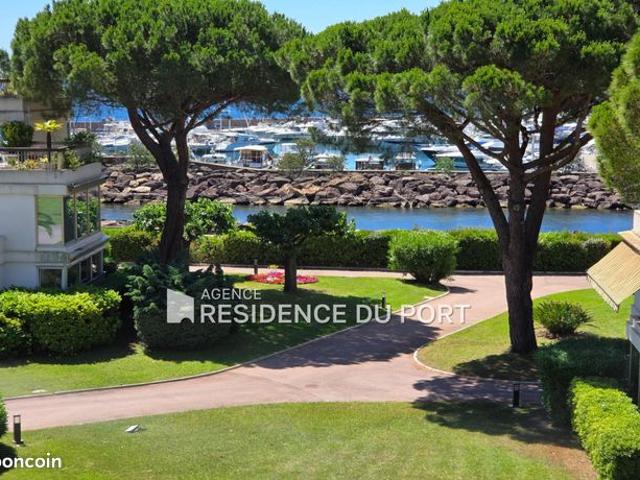 Studio 1 pièce 32 m²