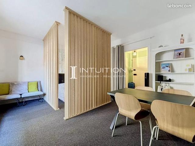 Studio 1 pièce 32 m²