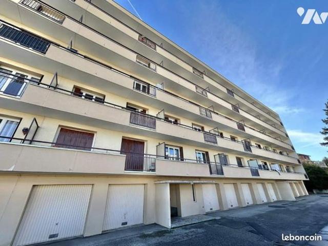 Studio 1 pièce 32 m²