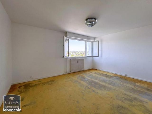 Studio 1 pièce 32 m²