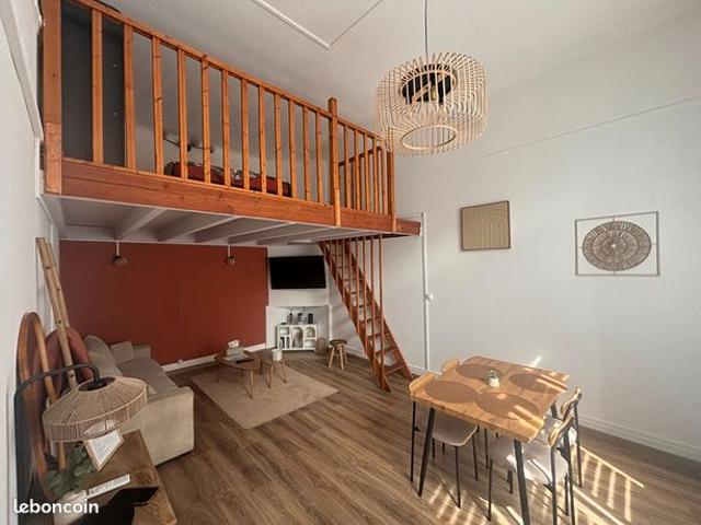 Studio 1 pièce 32 m²