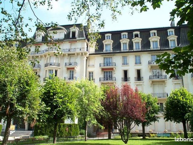 Studio 1 pièce 32 m²
