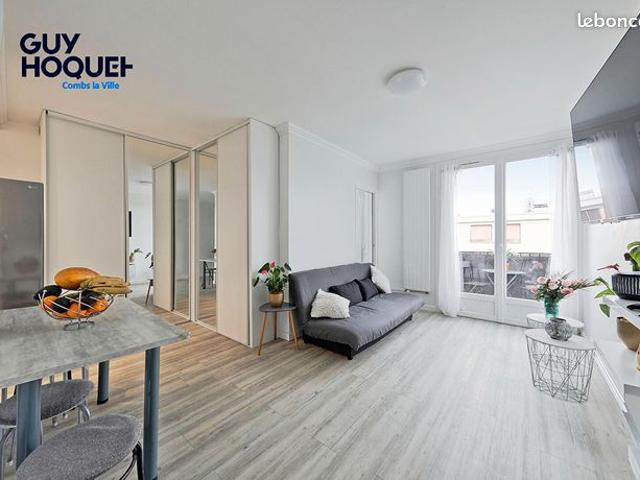 Studio 1 pièce 32 m²