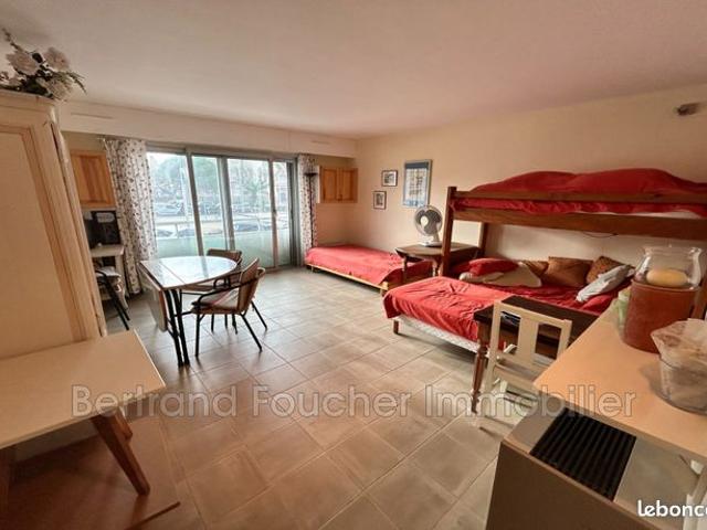 Studio 1 pièce 32 m²