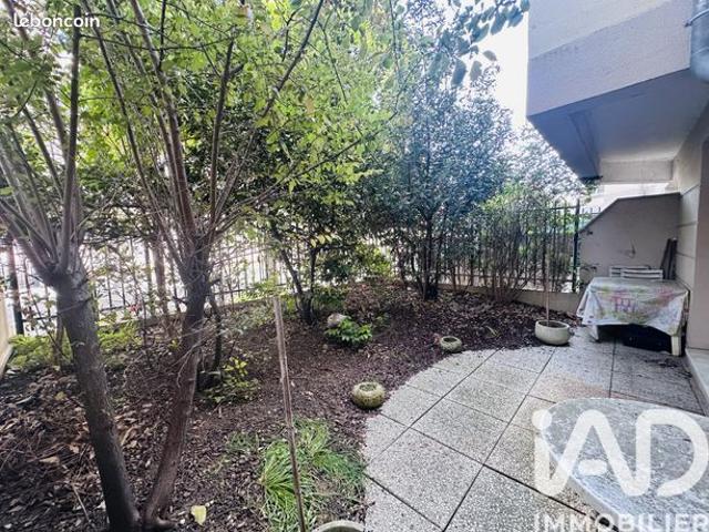 Studio 1 pièce 32 m²
