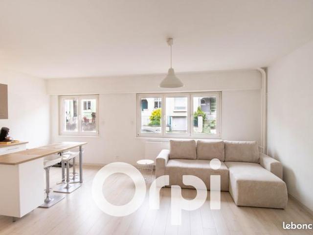Studio 1 pièce 32 m²