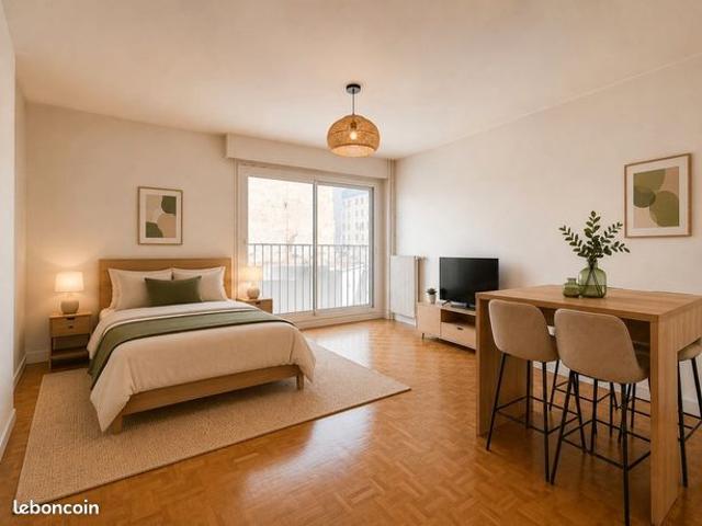 Studio 1 pièce 32 m²