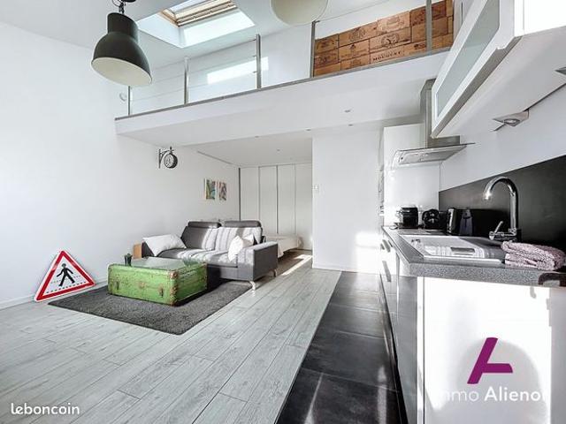 Studio 1 pièce 32 m²