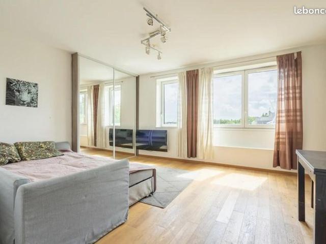 Studio 1 pièce 32 m²