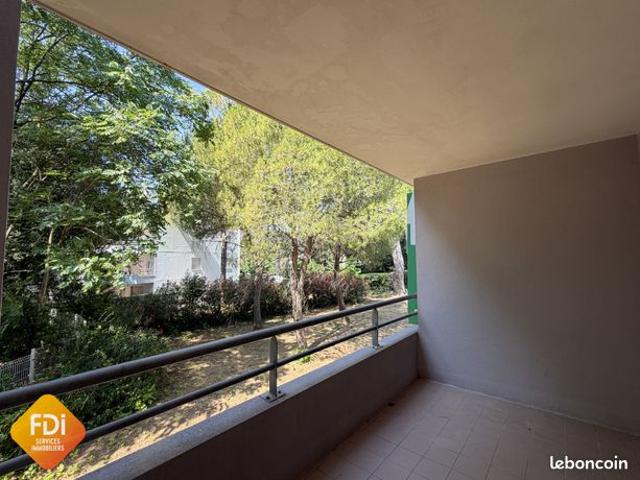 Studio 1 pièce 32 m²