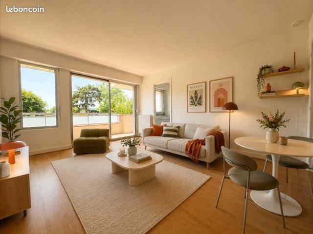 Studio 1 pièce 32 m²