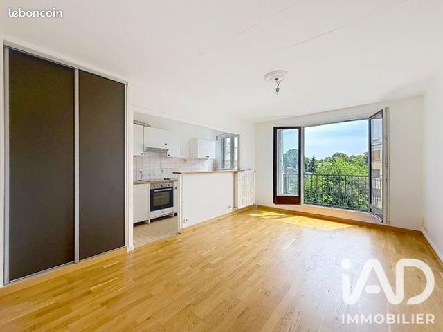Studio 1 pièce 32 m²