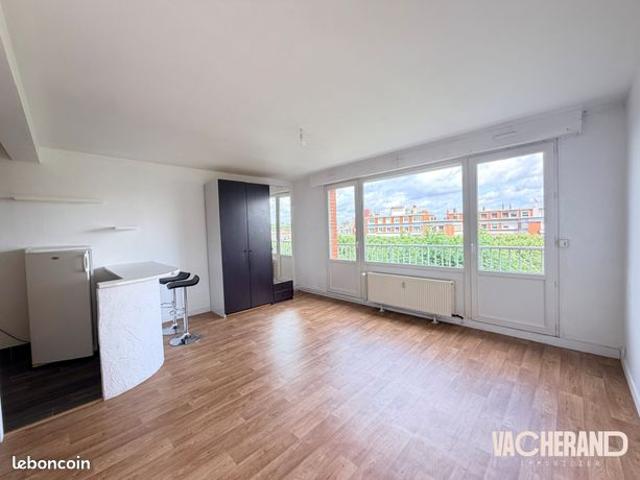 Studio 1 pièce 32 m²