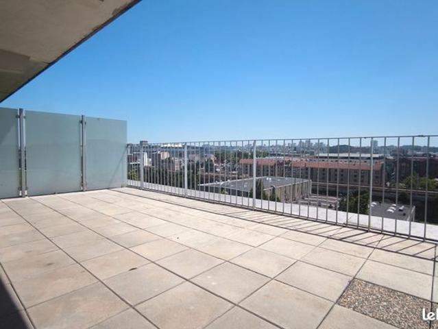 Studio 1 pièce 32 m²