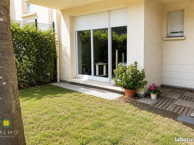 Studio 1 pièce 32 m²