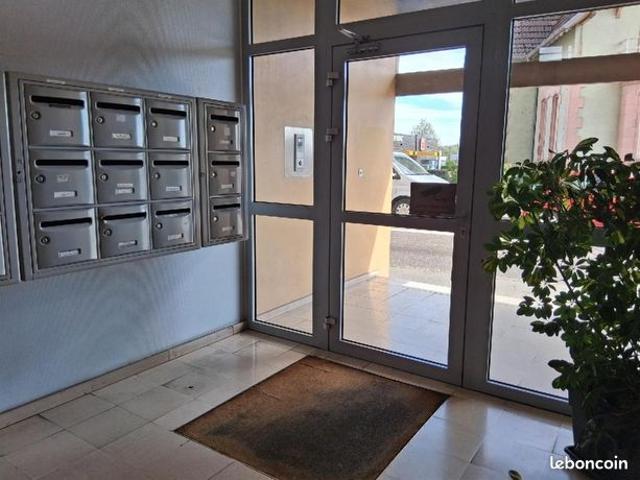 Studio 1 pièce 32 m²