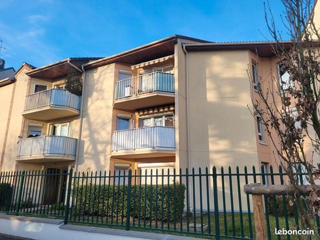 Studio 1 pièce 32 m²