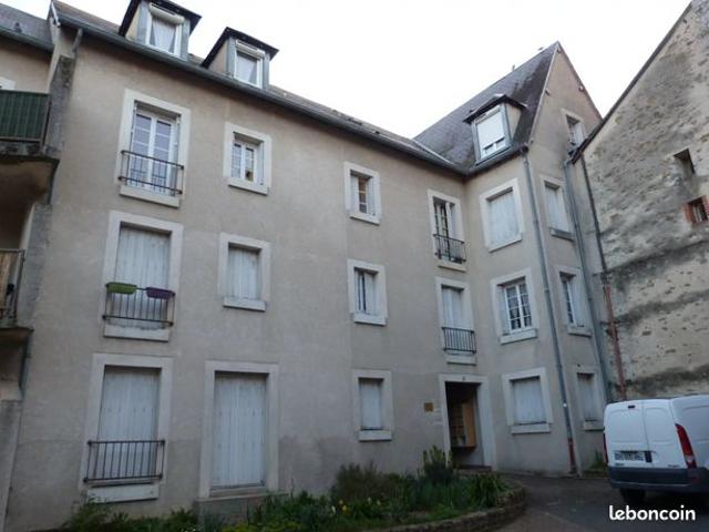 Studio 1 pièce 32 m²