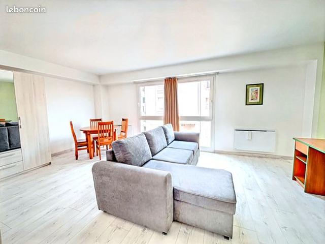 Studio 1 pièce 37 m²