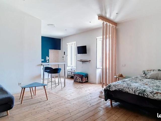 Studio 1 pièce 37 m²
