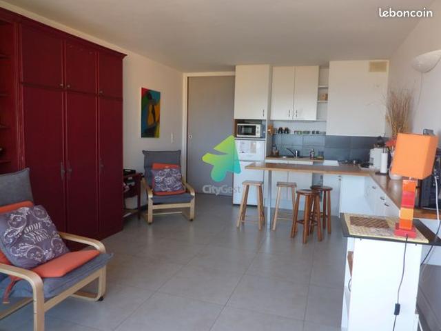 Studio 1 pièce 37 m²