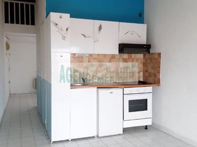 Studio 1 pièce 37 m²