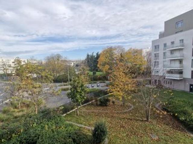 Studio 1 pièce 37 m²