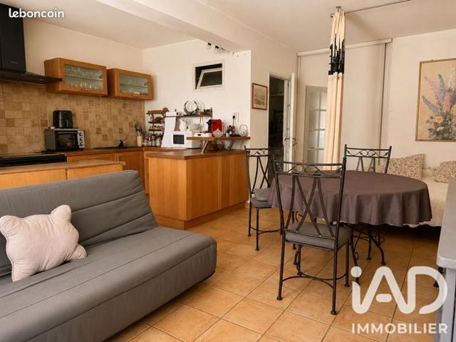 Studio 1 pièce 34 m²