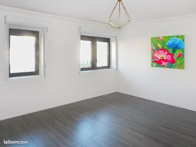 Studio 1 pièce 34 m²
