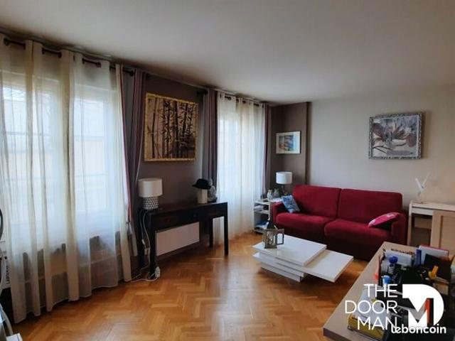 Studio 1 pièce 34 m²