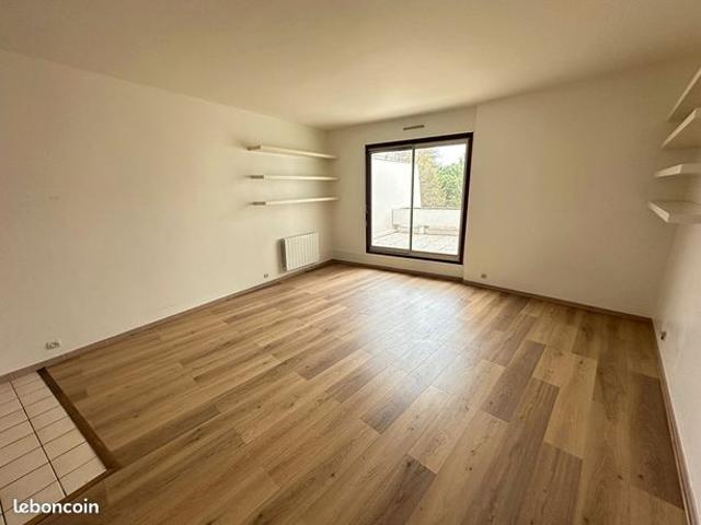 Studio 1 pièce 34 m²