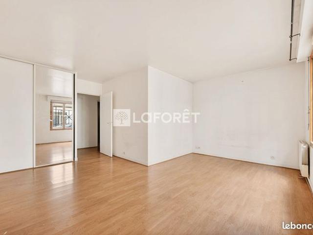 Studio 1 pièce 34 m²