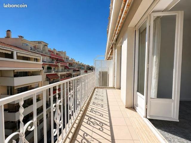 Studio 1 pièce 34 m²