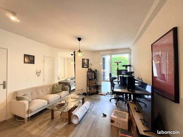 Studio 1 pièce 34 m²