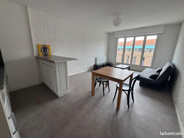 Studio 1 pièce 34 m²