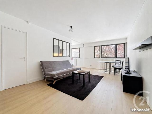 Studio 1 pièce 34 m²