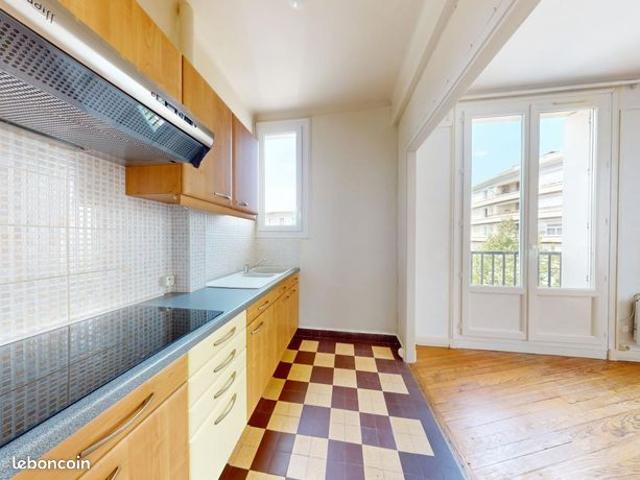 Studio 1 pièce 34 m²