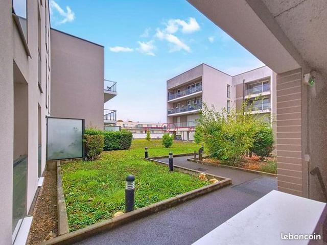 Studio 1 pièce 34 m²