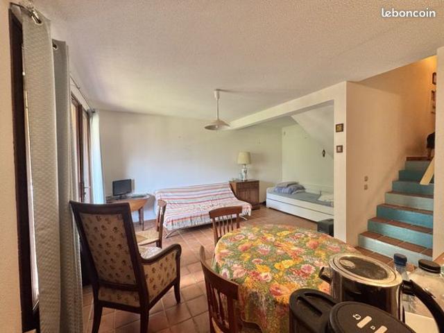 Studio 1 pièce 34 m²