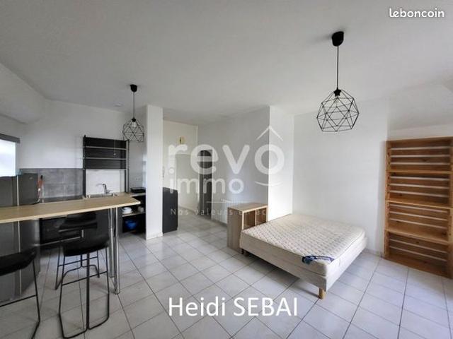 Studio 1 pièce 35 m²
