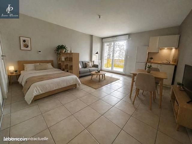 Studio 1 pièce 35 m²