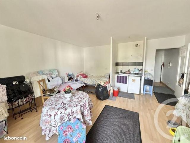 Studio 1 pièce 35 m²