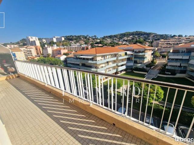 Studio 1 pièce 35 m²