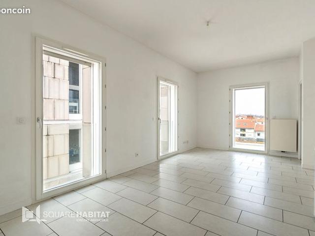 Studio 1 pièce 35 m²