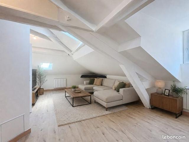 Studio 1 pièce 24 m²