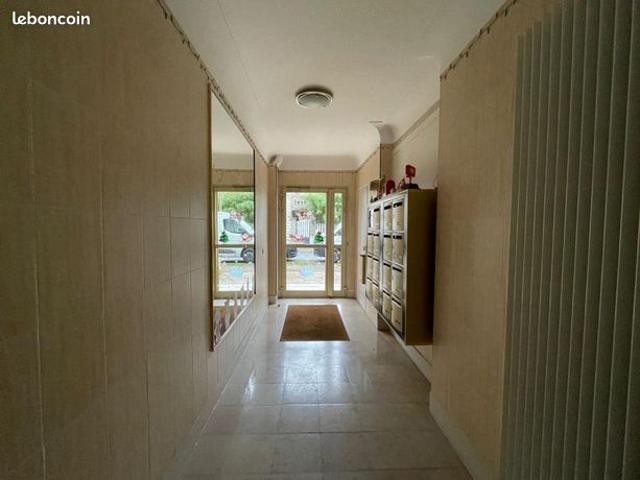 Studio 1 pièce 35 m²