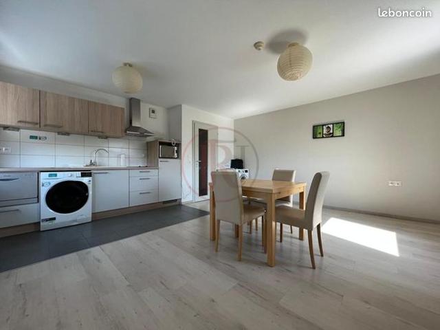 Studio 1 pièce 35 m²