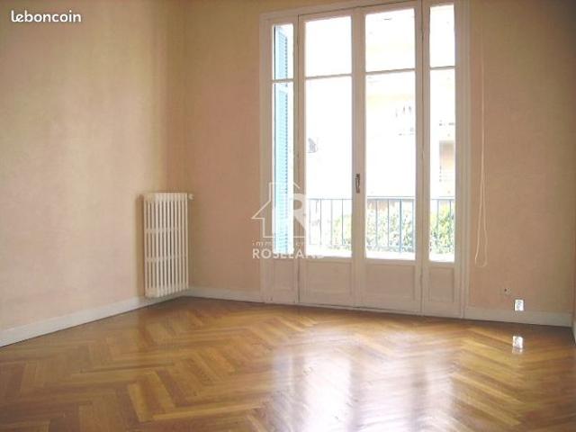 Studio 1 pièce 35 m²