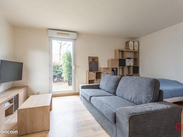 Studio 1 pièce 35 m²