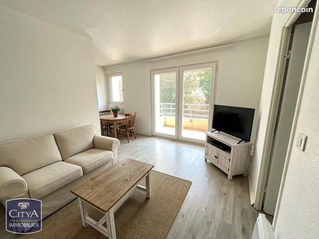 Studio 1 pièce 35 m²